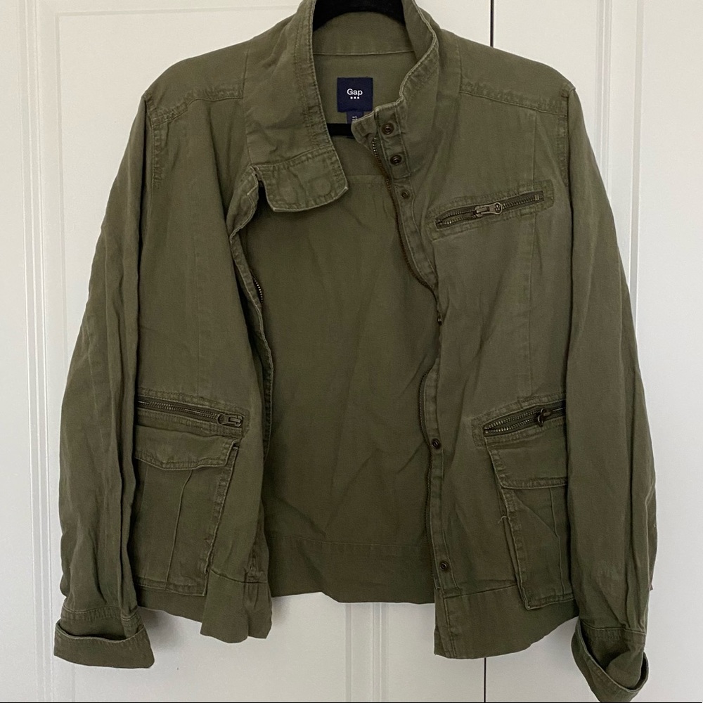 Army Green Gap Jacket Size L